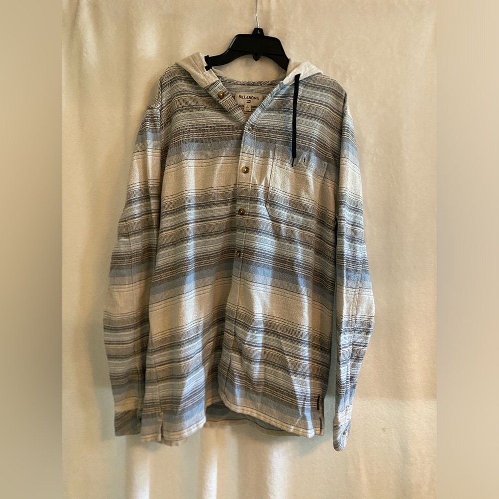 blue and white billabong button up jacket